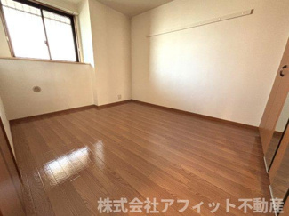 【寝室】 | サンガーデン曙 | 洋室5.6帖