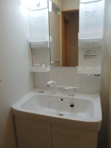 ノーブル　ウィングの洗面所