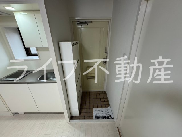 シンコーハイツの玄関|落ち着いた玄関です