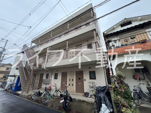 シンコーハイツの外観|外観は落ち着いています