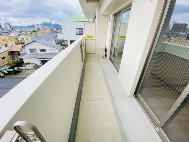 熊本市中央区帯山４丁目の賃貸マンションのバルコニー