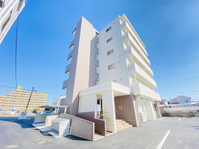 熊本市中央区帯山４丁目の賃貸マンションのエントランス