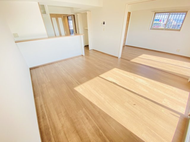 熊本市中央区帯山４丁目の賃貸マンションの居間・リビング