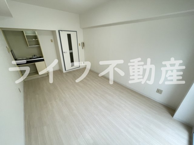 東大阪レジデンスの居間・リビング