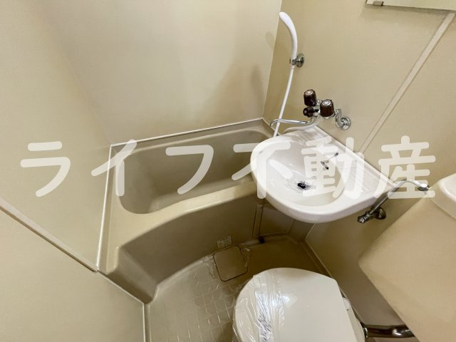 東大阪レジデンスの浴室