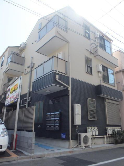 コンフォルト浅草の外観