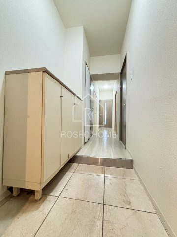 オーラムアルジャン阿波座の玄関