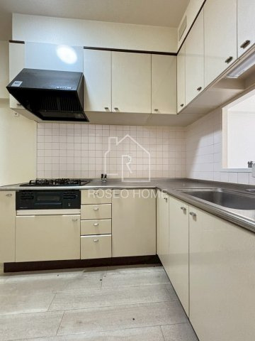 オーラムアルジャン阿波座のキッチン