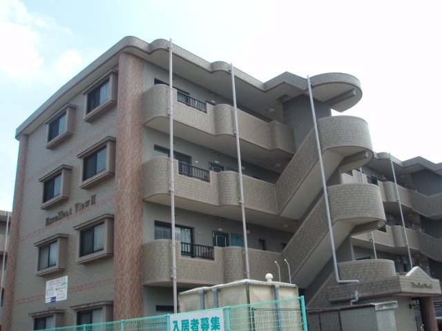 熊本市東区戸島西１丁目の賃貸マンションの外観