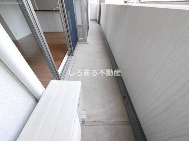 フロンティアタワー日本橋のバルコニー