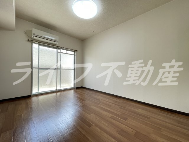 サンライフ東花園（東花園賃貸）の居間・リビング|使いやすいリビングです