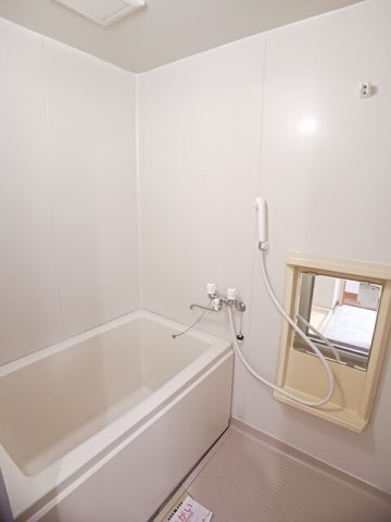 ジョイフルにしむらＡの浴室