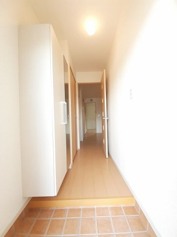 フェリーチェＢの玄関