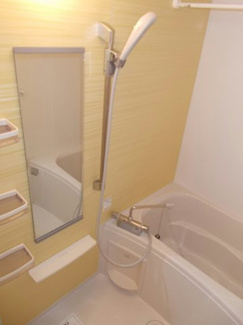 【浴室】 | ラフィネ　ロジュマン | コンパクトで使いやすいお風呂です