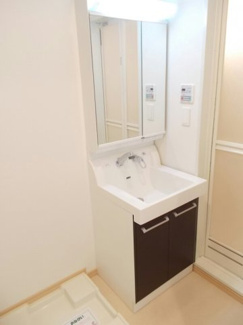 【洗面所】 | ラフィネ　ロジュマン | 広い洗面スペース