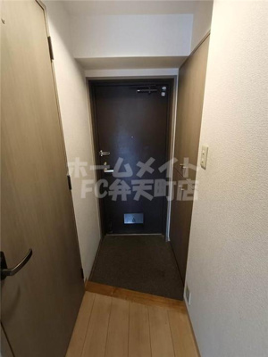 【玄関】 | ベイタウン弁天 | 収納もある玄関です