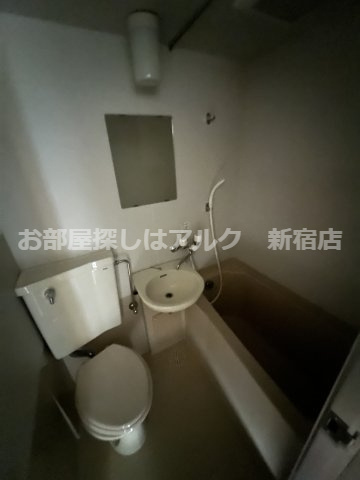 新宿御苑ダイカンプラザの浴室