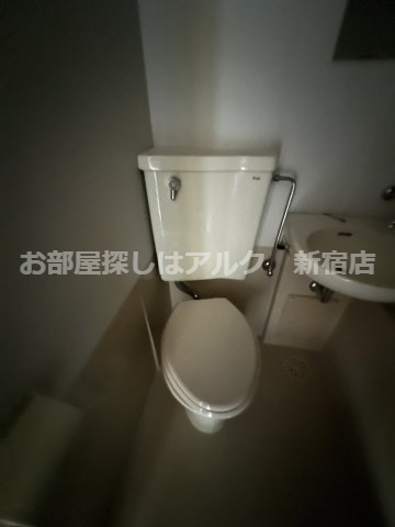 新宿御苑ダイカンプラザのトイレ