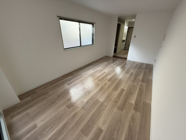 池田マンションの洋室