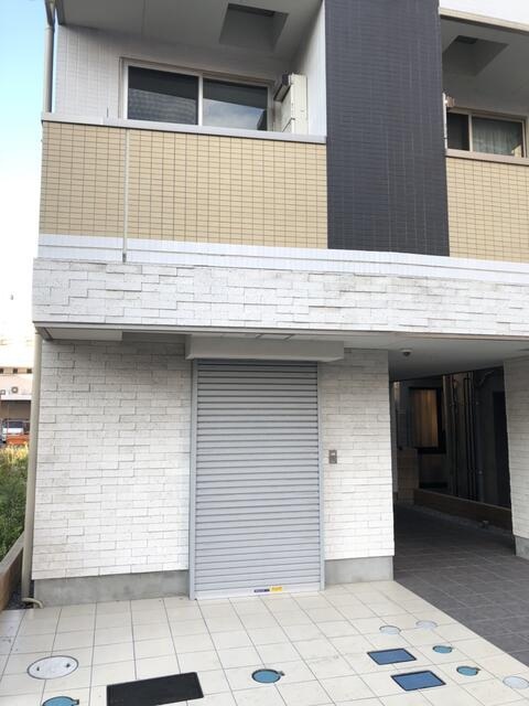 プレーマ南千住のエントランス