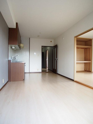 【居間・リビング】 | クレセント下大利