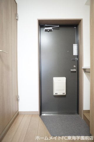 メイン石井の玄関