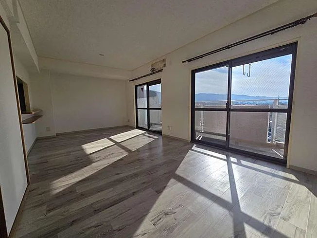 【居間・リビング】 | サンルシェル山科西野