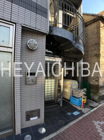 ル ヴァンテアン松が谷のエントランス