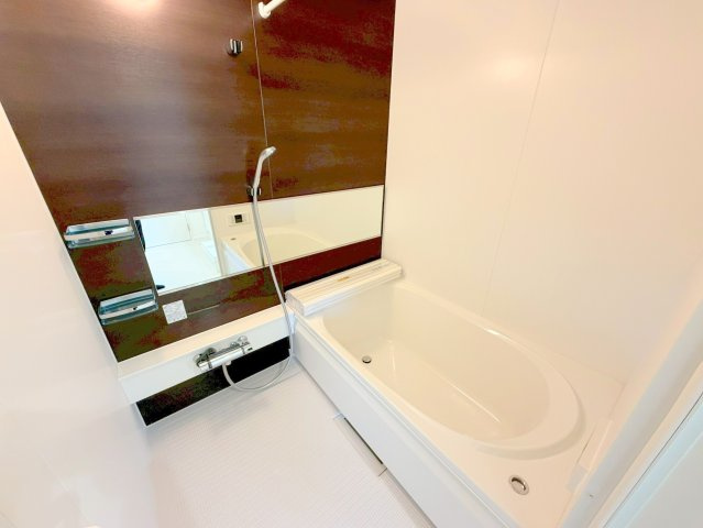 グランパレス国立の浴室