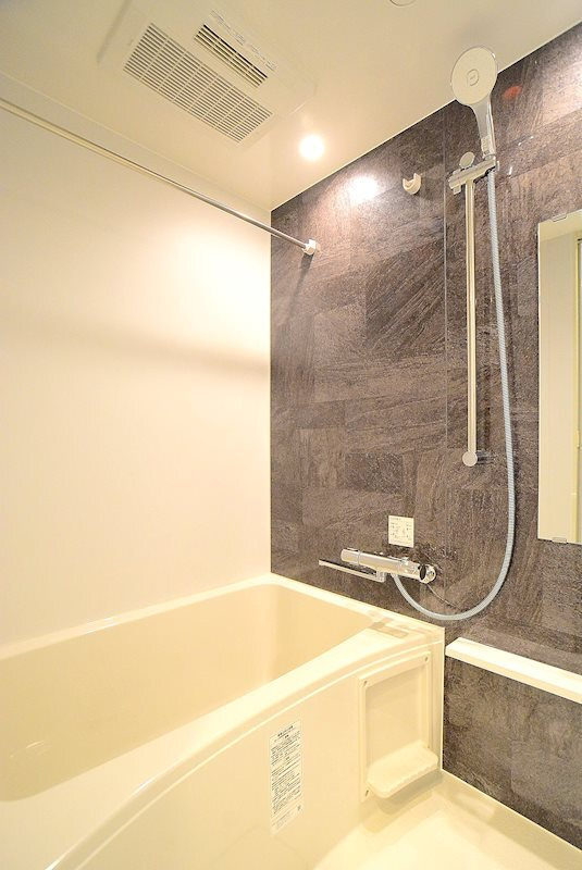 新品家具付きマンション大島8（KaGood東京）の浴室