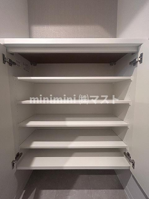 クローバー・グランツ弁天町の収納