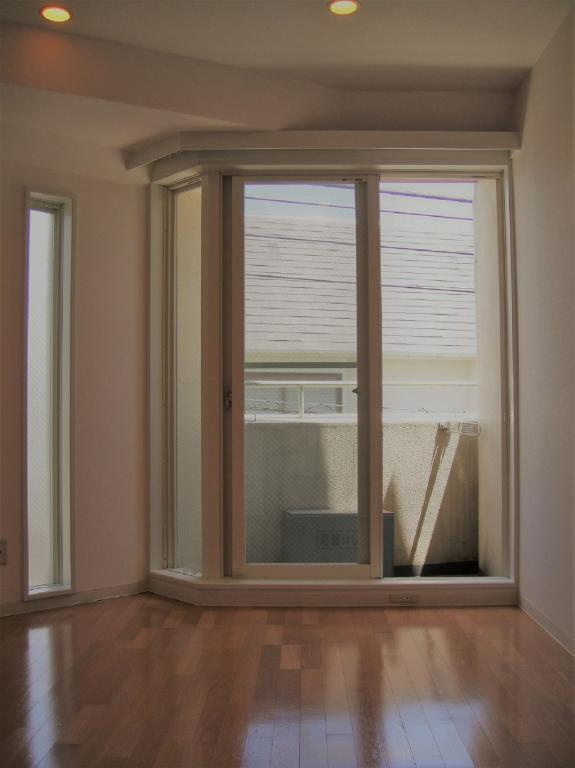 レタンの居間・リビング