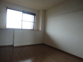 【寝室】 | テンダーハウス | 洋室6.4帖