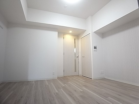 プレサンス神戸元町ベルシオンの居間・リビング