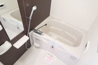 浴室乾燥機付きで便利♪