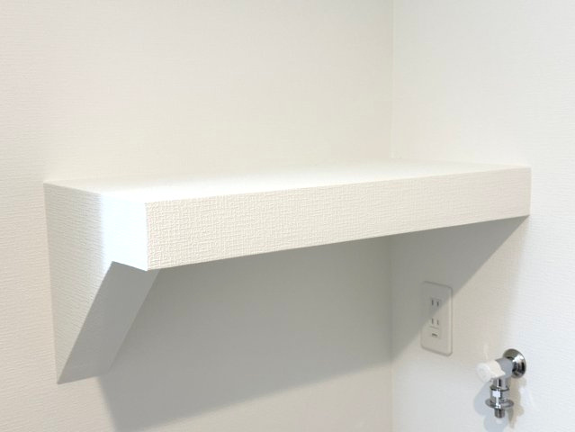 ポラリス野中町の設備|洗濯機の上に便利な棚があります