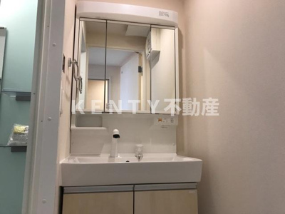 【洗面所】 | TKM | 忙しい朝には欠かせない洗面所です