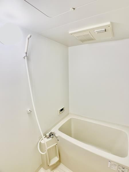 ドミール平和台の浴室