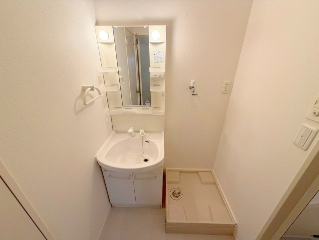 ヴィーブルⅡ　の洗面所|★シャンプードレッサー付独立洗面台★