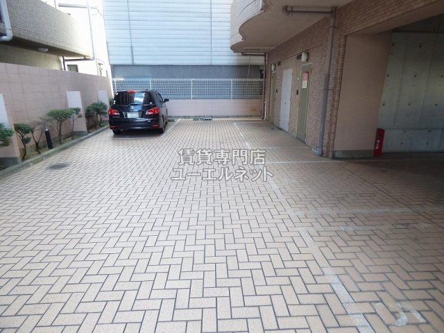 【駐車場】 | プレステージ立花 | 敷地内駐車場