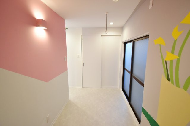 サンロイヤル今津の寝室