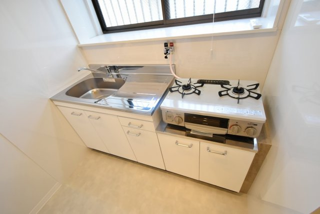 サンロイヤル今津のキッチン