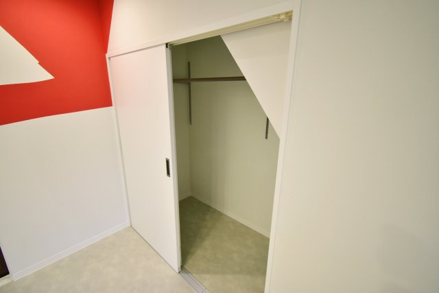 サンロイヤル今津の収納