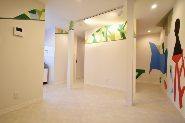 サンロイヤル今津の居間・リビング