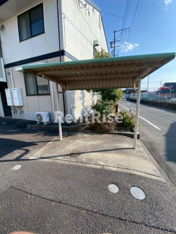 メゾン ノア Ｂの駐車場