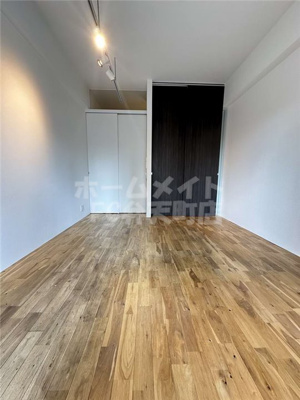 【居間・リビング】 | JJCOURT波除 | こちらの居間で趣味の時間をお楽しみください