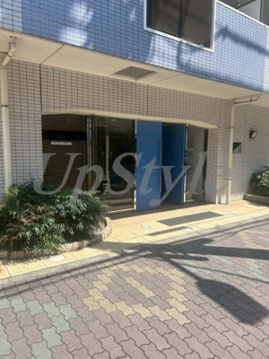 【エントランス】 | ラクラス新御徒町