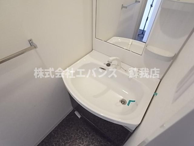 【独立洗面台】 | シャトーライフ千葉Ⅰ | 朝の身支度には欠かせない独立洗面化粧台