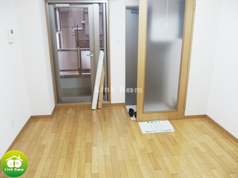 キバサンフラットの居間・リビング