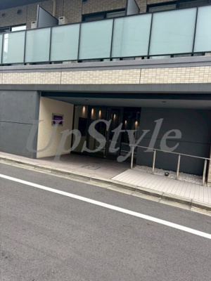 【エントランス】 | エスレジデンス新御徒町ウエスト